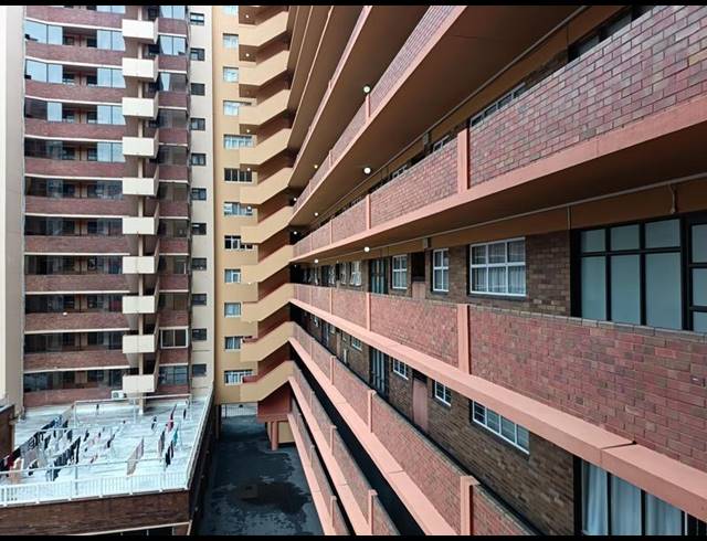 2 BEDROOM APARTMENT FOR SALE IN DURBAN